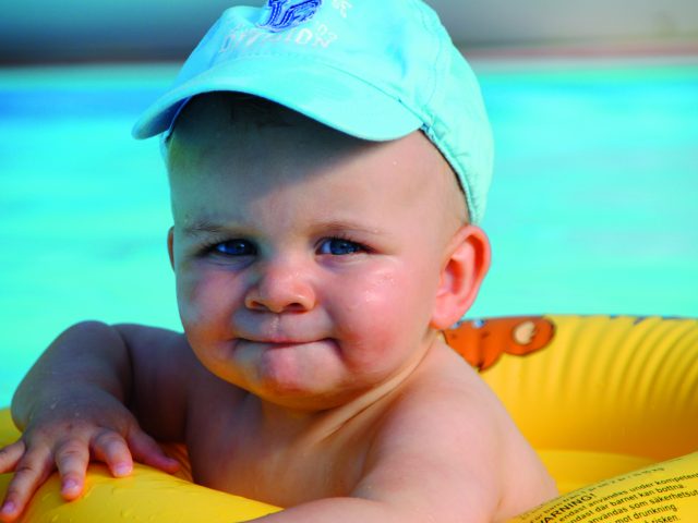 Babyschwimmen ab 3 Monaten Babyschwimmen ab 3 Monaten